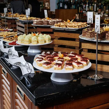 Katarino فندق 5*